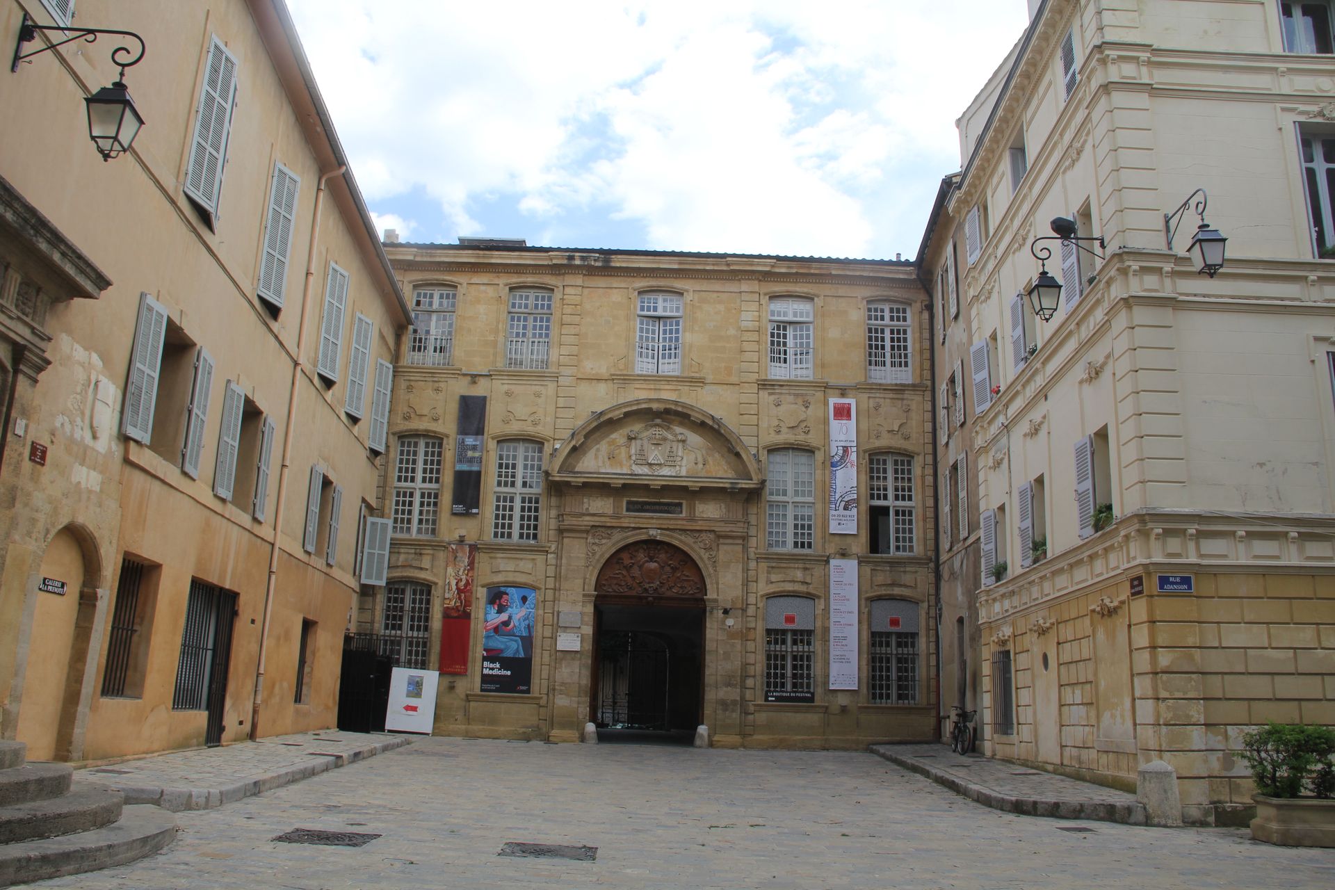 Theatre De L Archeveché Aix En Provence Théâtre de l’Archevéché Aix en Provence – travelux